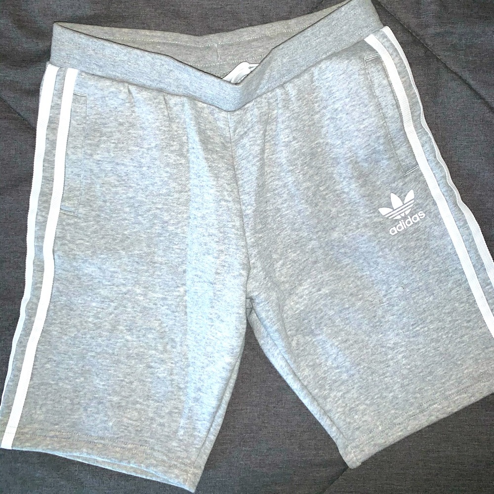 Adidas Shorts Small